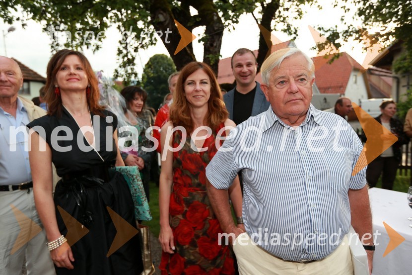 ...; Ana Kučan, hči Milana Kučana; Milan Kučan, nekdanji predsednik RSJanez Škrabec srečal Abrahama