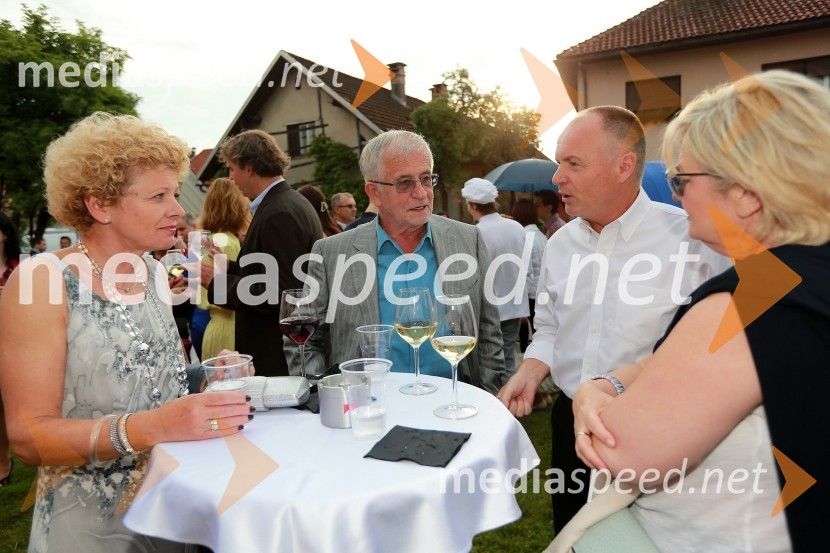 Rija Čič; Peter Čeferin, odvetnik; ...; ...Janez Škrabec srečal Abrahama
