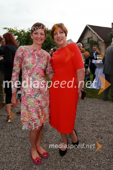 Maja Makovec Brenčič, prodekanja za razvoj na Ekonomski fakulteti v Ljubljani; Viktorija Potočnik, direktorica Pionirskega domaJanez Škrabec srečal Abrahama