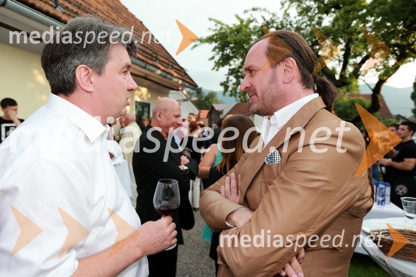 Jožef Školč, politik; Jani Vozelj, arhitektJanez Škrabec srečal Abrahama