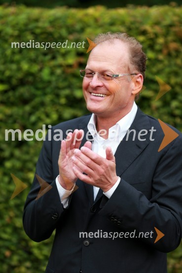 Janez Škrabec, Riko d.o.o.Janez Škrabec srečal Abrahama