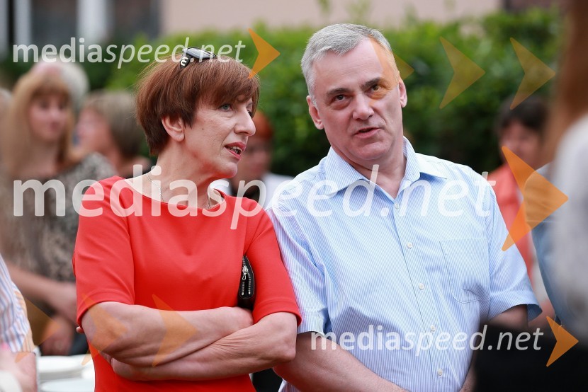 VIktorija Potočnik, direktorica Pionirskega doma; Mirko Bandelj, politikJanez Škrabec srečal Abrahama