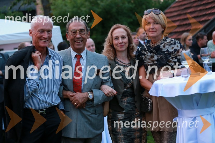 Janez Pergar; Rossella Franchini Sherifis, veleposlanica Italije v Sloveniji in soprog; Nevenka Črešnar Pergar, lastnica in direktorica podjetja NP ConsultingJanez Škrabec srečal Abrahama