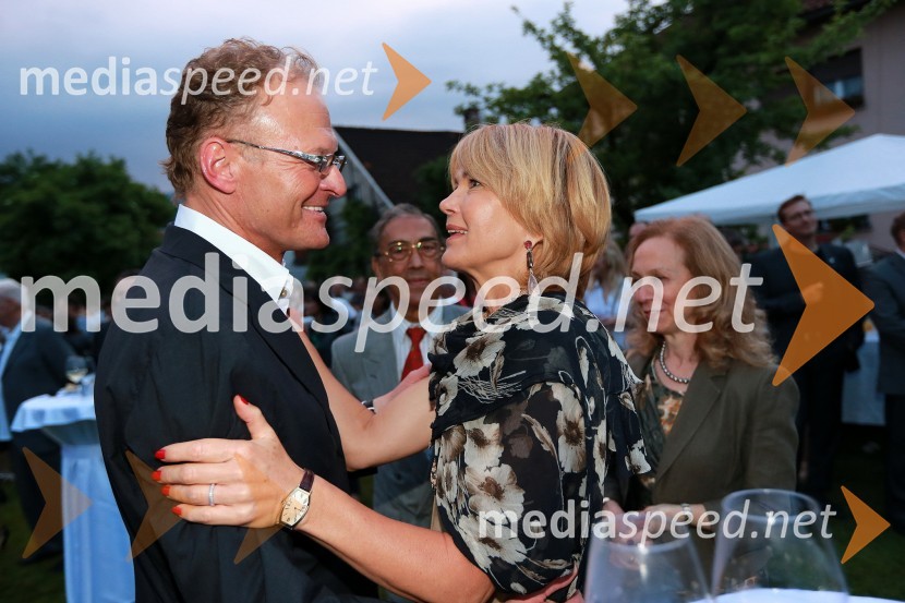 Janez Škrabec, direktor podjetja Riko d.o.o.; Nevenka Črešnar Pergar, direktorica NP ConsultingJanez Škrabec srečal Abrahama