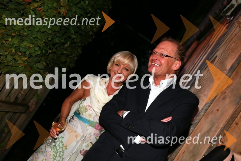 Sonja Poljanšek - Škrabec, lastnica Welness centra Sunny; Janez Škrabec, Riko d.o.oJanez Škrabec srečal Abrahama