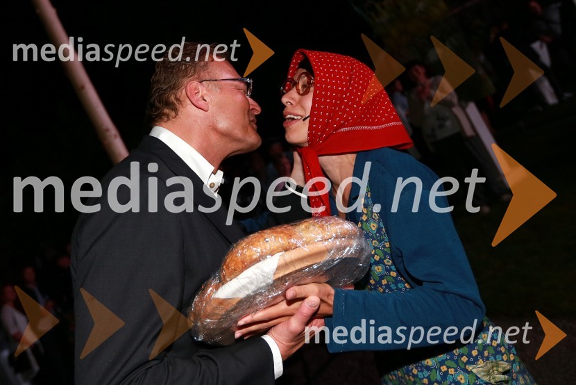 Janez Škrabec, Riko d.o.o.; ...Janez Škrabec srečal Abrahama