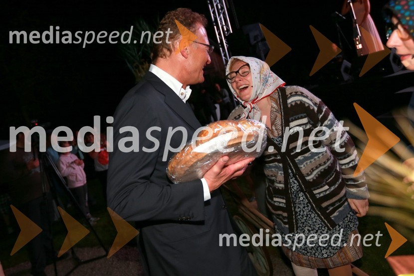 Janez Škrabec, Riko d.o.o.; ...Janez Škrabec srečal Abrahama