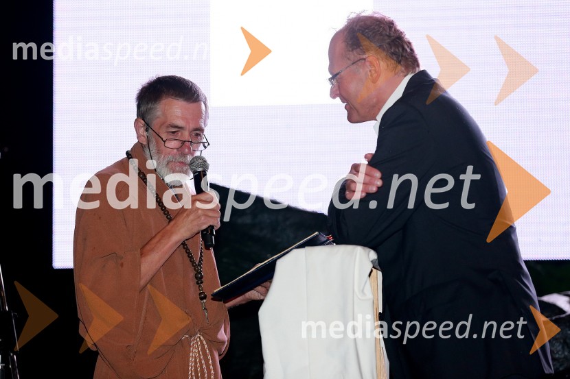 ...; Janez Škrabec, Riko d.o.o.Janez Škrabec srečal Abrahama