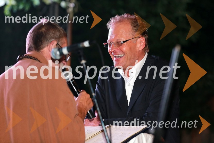 ...; Janez Škrabec, Riko d.o.o.Janez Škrabec srečal Abrahama