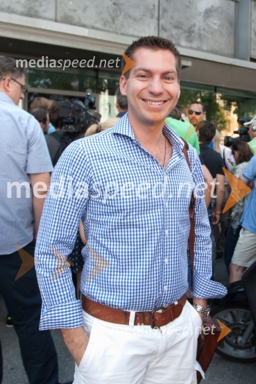 Mark Boris Andrijanič, vodja Mreže idejBojan Traven in Uroš Slak, novinarska konferenca ob ukinitvi oddaje Pogledi Slovenije