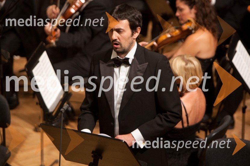 Gabriele Sagona, basistStabat Mater v izvedbi Fundacije Opere Giuseppe Verdi iz Trsta, Festival Ljubljana 2013