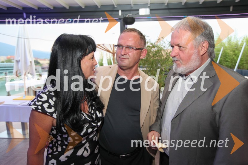 Mag. Helena Cvikl, direktorica Višje strokovne šole za gostinstvo in turizem v Mariboru; Janez Bratož, kuhar, JB restavracija; Janez Bogataj, etnolog20. mednarodna konferenca Eurhodip, sprejem v hotelu City