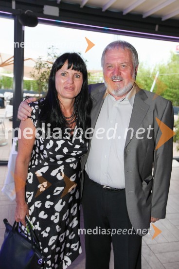 Mag. Helena Cvikl, direktorica Višje strokovne šole za gostinstvo in turizem v Mariboru; Janez Bogataj, etnolog20. mednarodna konferenca Eurhodip, sprejem v hotelu City