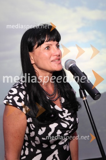 Mag. Helena Cvikl, direktorica Višje strokovne šole za gostinstvo in turizem v Mariboru20. mednarodna konferenca Eurhodip, sprejem v hotelu City