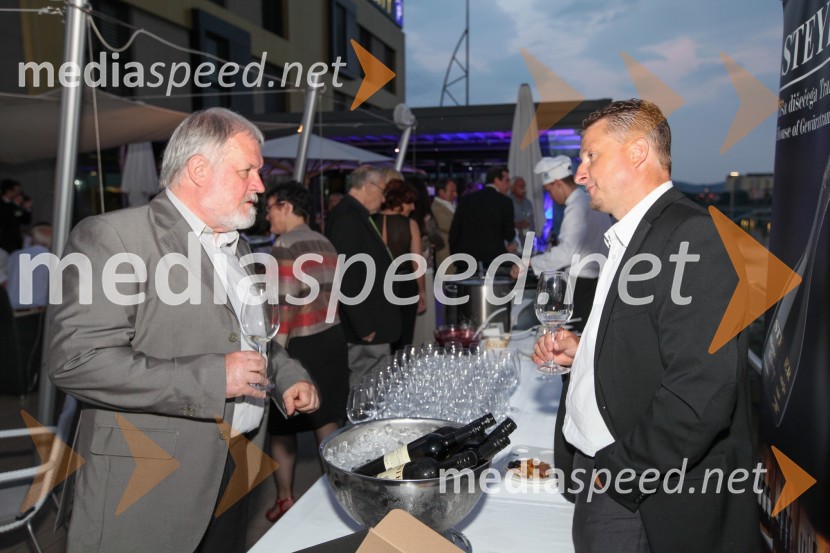 Janez Bogataj, etnolog;&nbsp;Danilo Steyer, Steyer vina20. mednarodna konferenca Eurhodip, sprejem v hotelu City