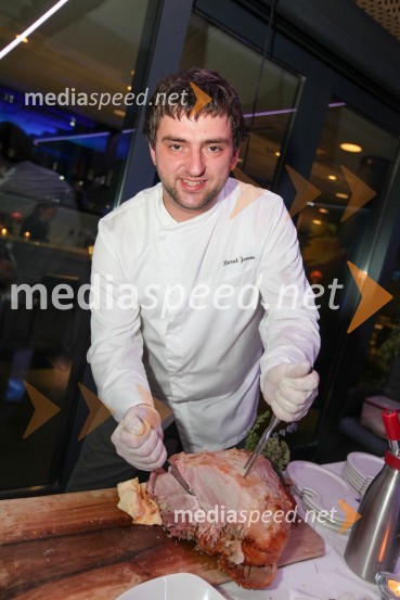 Borut Joavn, študent Višje strokovne šole za gostinstvo in turizem v Mariboru20. mednarodna konferenca Eurhodip, sprejem v hotelu City