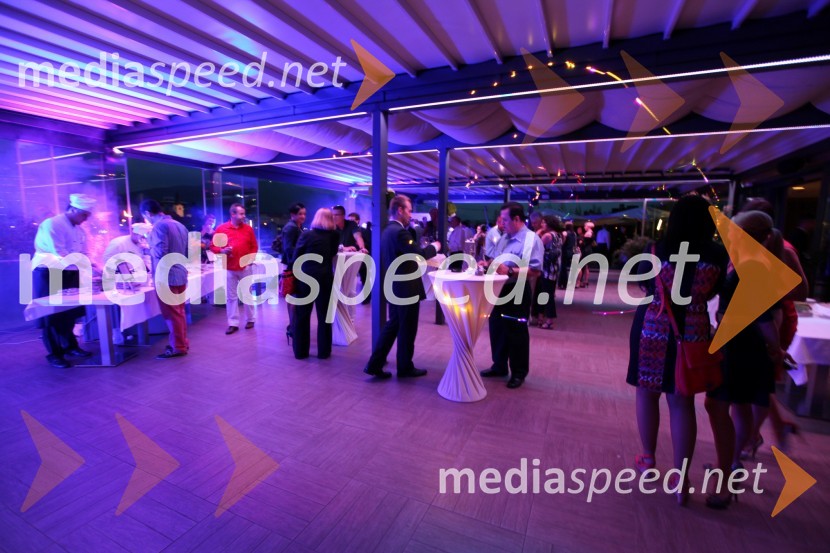 Obiskovalci20. mednarodna konferenca Eurhodip, sprejem v hotelu City