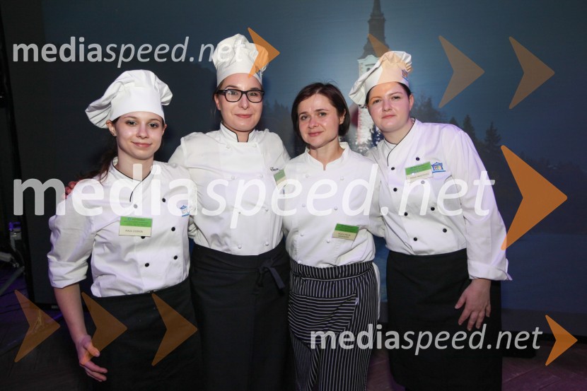 Maja Dobnik; Tinca Vomer,&nbsp;študentki Višje strokovne šole za gostinstvo in turizem v Mariboru;&nbsp;Mojca Polak, predavateljica Višje strokovne šole za gostinstvo in turizem v Mariboru; Tanja Hrastovec,&nbsp;študentka Višje strokovne šole za gostinstvo in turizem v Mariboru20. mednarodna konferenca Eurhodip, sprejem v hotelu City