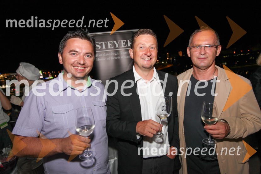 Slaviša Amidžič, kuhar, hotel Primus;&nbsp;Danilo Steyer, Steyer vina; Janez Bratož, kuhar, JB restavracija20. mednarodna konferenca Eurhodip, sprejem v hotelu City