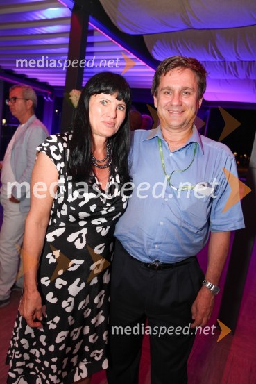 Mag. Helena Cvikl, direktorica Višje strokovne šole za gostinstvo in turizem v Mariboru; ...20. mednarodna konferenca Eurhodip, sprejem v hotelu City