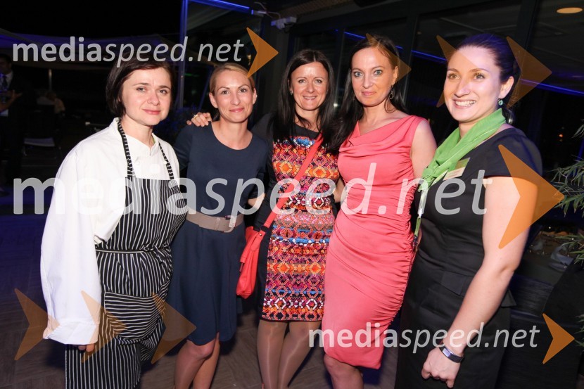 Mojca Polak, predavateljica Višje strokovne šole za gostinstvo in turizem v Mariboru; ...; ...; ...;&nbsp;Lidija Šijanec, Višja strokovna šola za gostinstvo in turizem Maribor20. mednarodna konferenca Eurhodip, sprejem v hotelu City