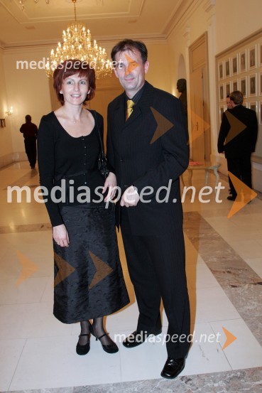 Stanislav Vojsk, predsednik uprave Elektro Maribor z ženo DragicoPremiera komedije Plemeniti meščan v SNG Maribor