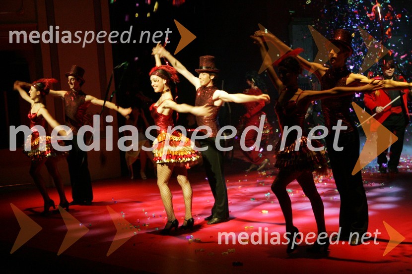 Prizor iz predstavePremiera komedije Plemeniti meščan v SNG Maribor