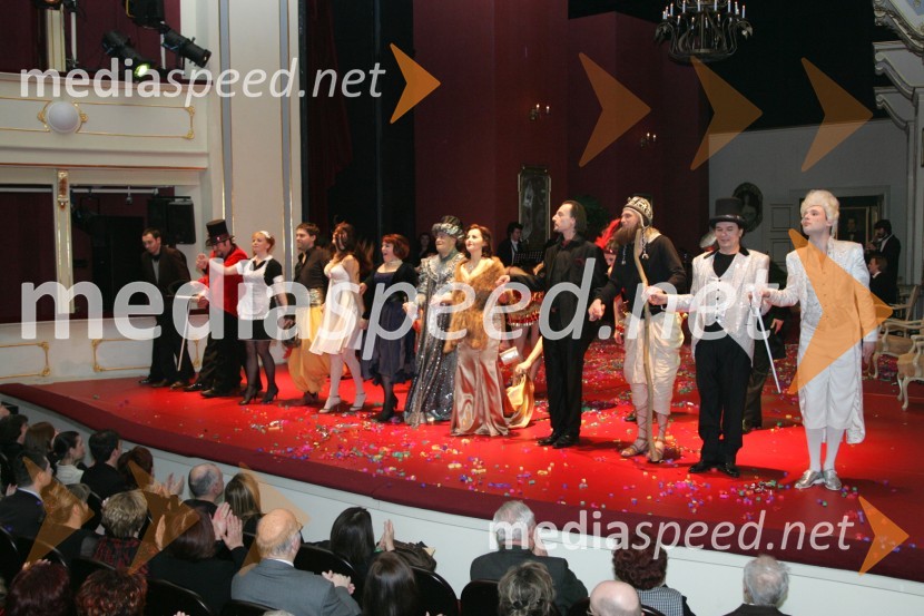 Poklon gledalcemPremiera komedije Plemeniti meščan v SNG Maribor