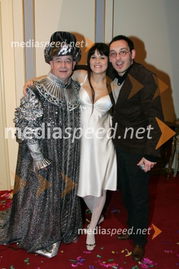 Vlado Novak, Pia Zemljič in Tadej Toš, igralciPremiera komedije Plemeniti meščan v SNG Maribor