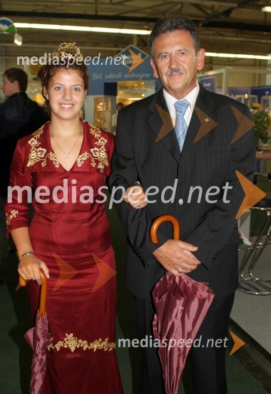 Maja Cigoj, slovenska vinska kraljica in Anton Kampuš, župan občine Gornja RadgonaOtvoritev sejma v Gornji Radgoni