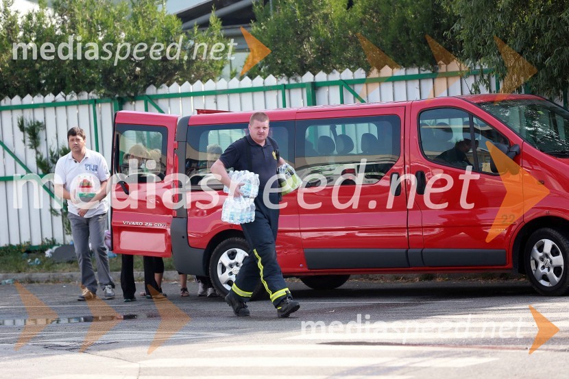 GasilciEkskluzivno: pogorišče Surovina Maribor