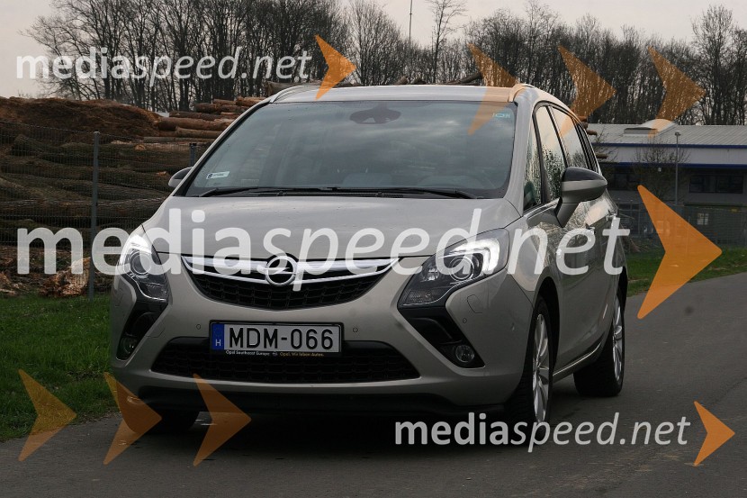 Opel Zafira Tourer 2.0 CDTi CosmoOpel Zafira Tourer 2.0 CDTi Cosmo, mediaspeed test