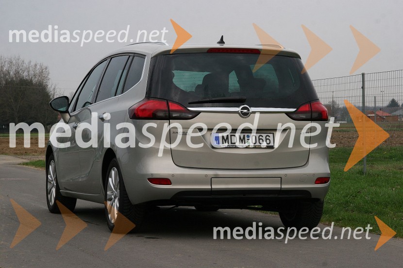Opel Zafira Tourer 2.0 CDTi CosmoOpel Zafira Tourer 2.0 CDTi Cosmo, mediaspeed test