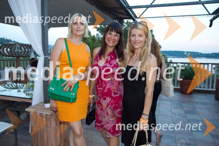 Irena Pavčič, PR svetovalka; Petra Arula; Petra BalisFull Moon Party