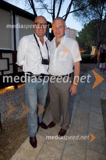 Sašo Dravinec, novinar; Miha Istenič, vinarFull Moon Party