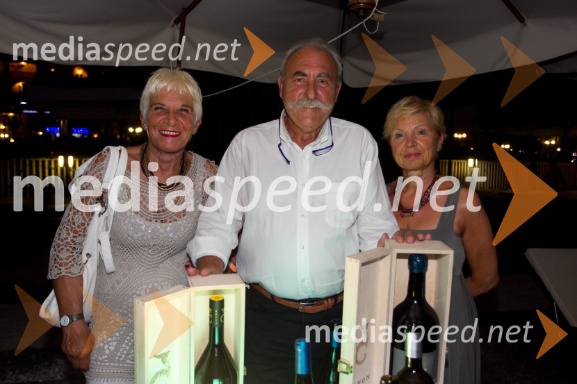 Luisa Vodopija; Dario Fonda; Luciana FondaFull Moon Party