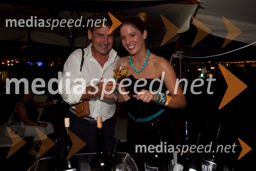 Gorazd Šinik, ribogojnica Fonda; Polona Petrovič, MoviaFull Moon Party