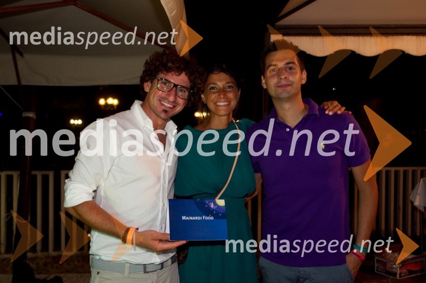Manuel Vallecchi; Claudia Mainardi; Gabrielle FaccoFull Moon Party