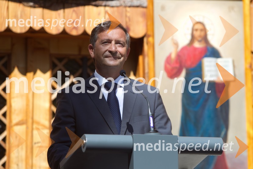 Karel Erjavec, minister za zunanje zadeveSpominska slovesnost pri Ruski kapelici 2013