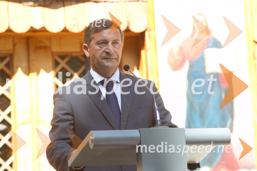 Karel Erjavec, minister za zunanje zadeveSpominska slovesnost pri Ruski kapelici 2013