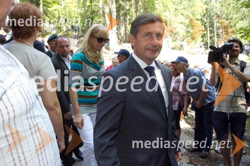 Karel Erjavec, minister za zunanje zadeveSpominska slovesnost pri Ruski kapelici 2013
