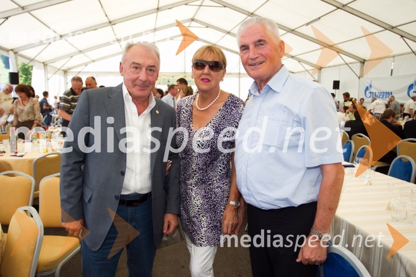 Tigran Aleksandrovič Karahanov, nekdanji veleposlanik Rusije v Sloveniji; Edita Benko Toplak; prof. dr. Ludvik Toplak, predsednik Alma Mater Europaea - Evropski centerSpominska slovesnost pri Ruski kapelici 2013