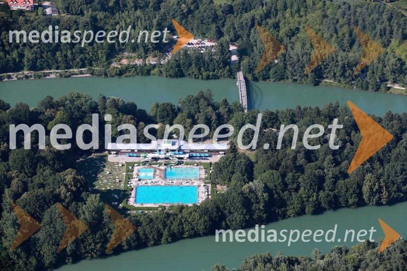 Mariborski otokMaribor in okolica iz zraka