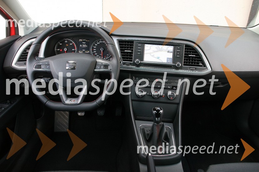 Seat Leon 2.0 TDI FR, notranjostSeat Leon 2.0 TDI FR, mediaspeed test
