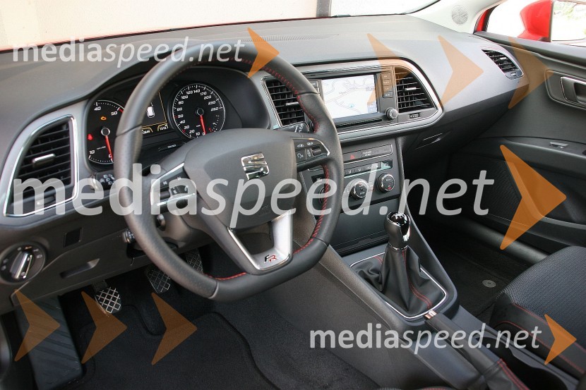 Seat Leon 2.0 TDI FR, notranjostSeat Leon 2.0 TDI FR, mediaspeed test