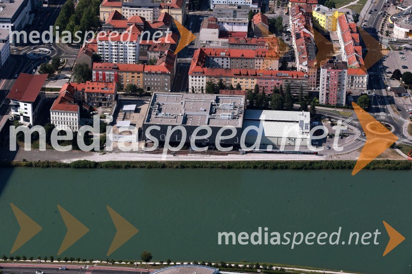 Kolosej Maribor, Sodna ulica, Ulica Heroja Šlandra, Titov MostMaribor in okolica iz zraka