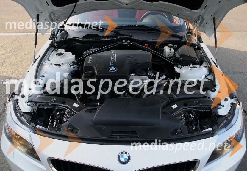 tako izgleda 245 glava konjenicaBMW Z4 sDrive 28i, mediaspeed test