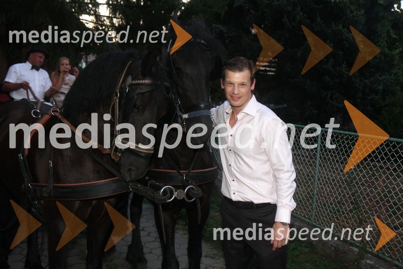 Jurij Bradač, igralec ter manekenJurij Bradač, zabava ob rojstnem dnevu