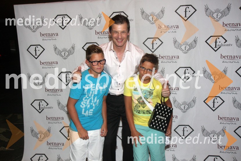 ...;&nbsp;Jurij Bradač, igralec ter maneken; ...Jurij Bradač, zabava ob rojstnem dnevu