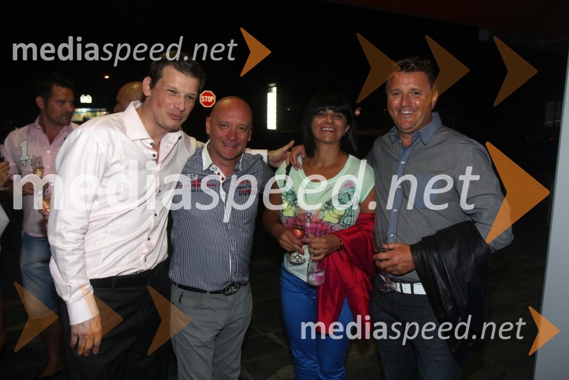 Jurij Bradač, igralec ter maneken; ...; Danijela in Darko Konečnik, lastnika lokala AvenijaJurij Bradač, zabava ob rojstnem dnevu